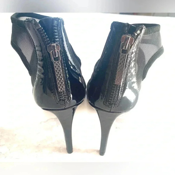 Donald J Pliner Adele Women’s Heel Sandals Black Mesh Zip Closure‎ EUC Size 7 - Picture 5 of 7